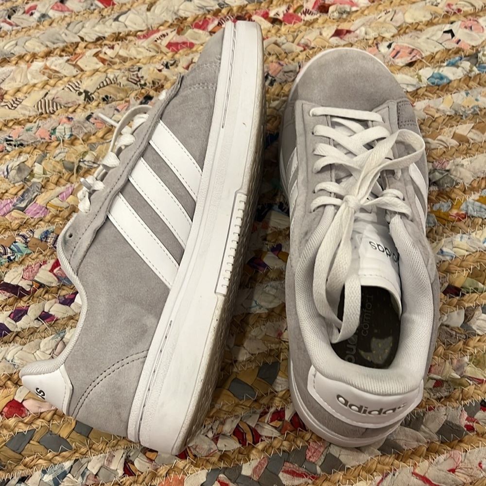 Adidas cloudfoam sneakers 7.5